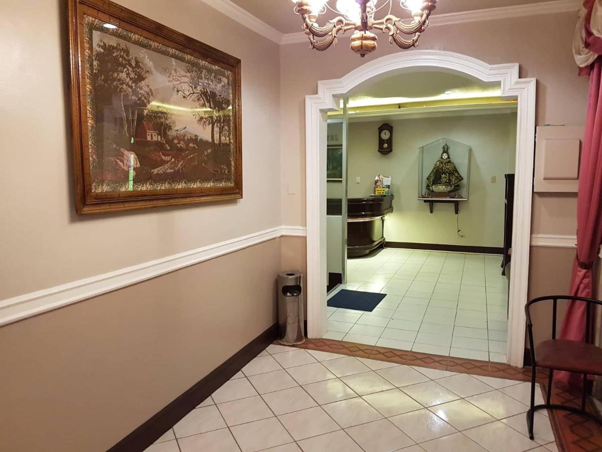 Rolet Hotel Catbalogan Екстер'єр фото